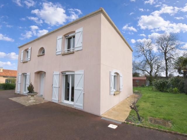 Maison 6 pièces 169 m²