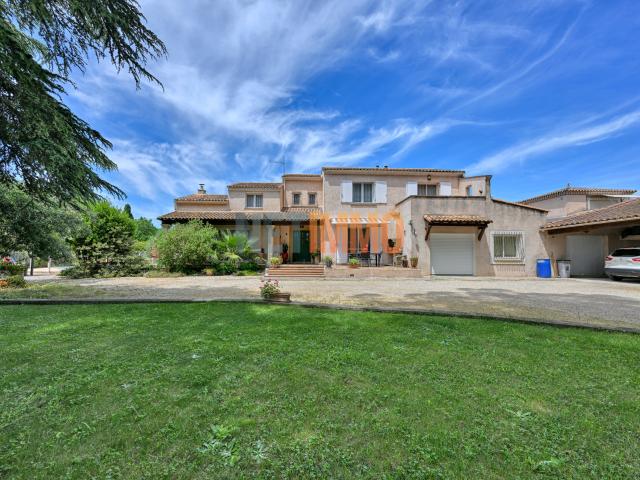 Maison 6 pièces 160 m²