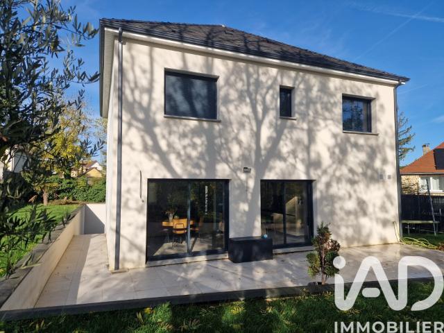 Maison 6 pièces 160 m²