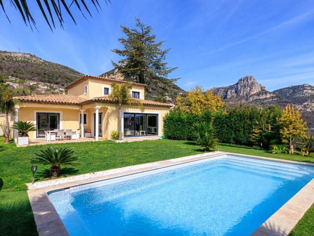 Maison 6 pièces 160 m²