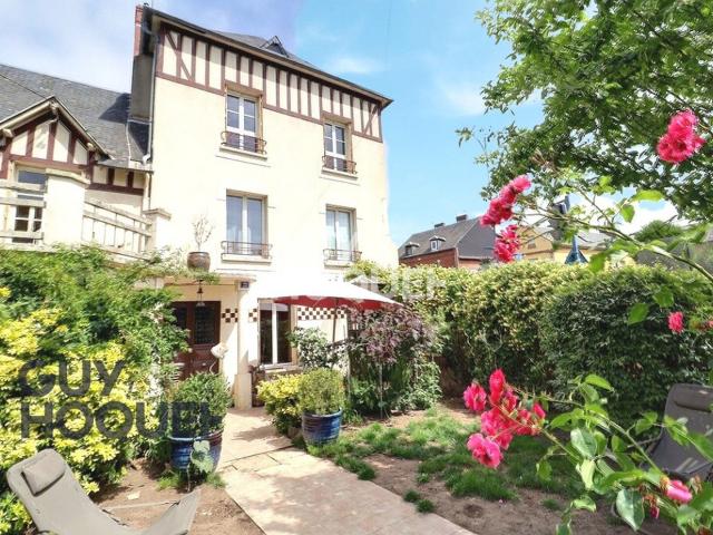 Maison 6 pièces 160 m²