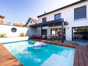 Maison 6 pièces 160 m²