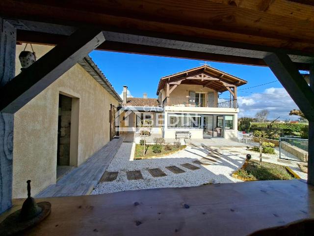Maison 6 pièces 160 m²