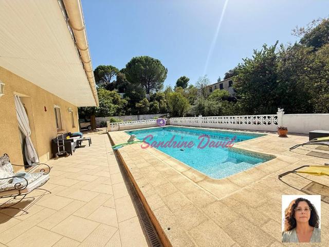 Maison 6 pièces 160 m²