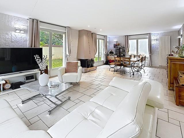 Maison 6 pièces 160 m²