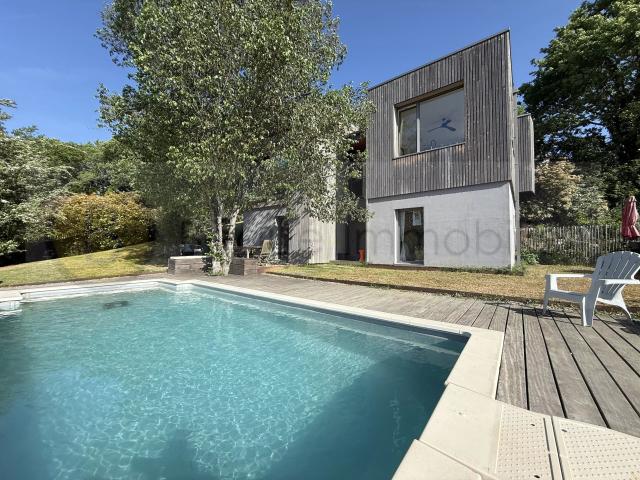 Maison 6 pièces 160 m²