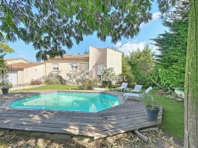 Maison 6 pièces 160 m²