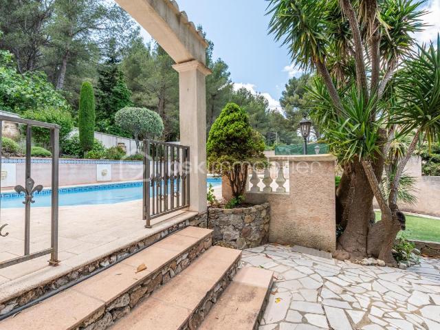 Maison 6 pièces 160 m²