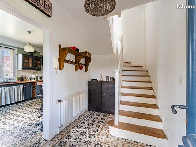 Maison 6 pièces 160 m²