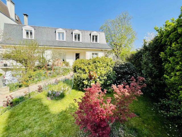 Maison 6 pièces 160 m²