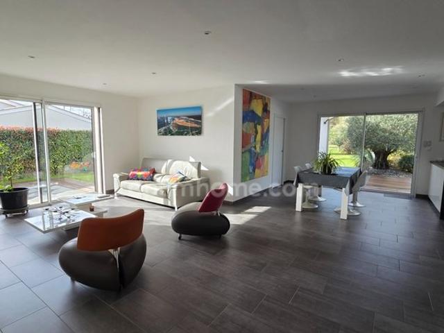 Maison 6 pièces 160 m²