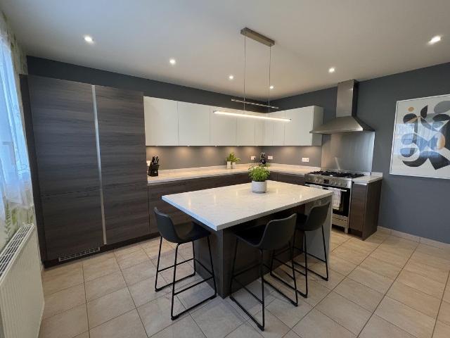 Maison 6 pièces 160 m²