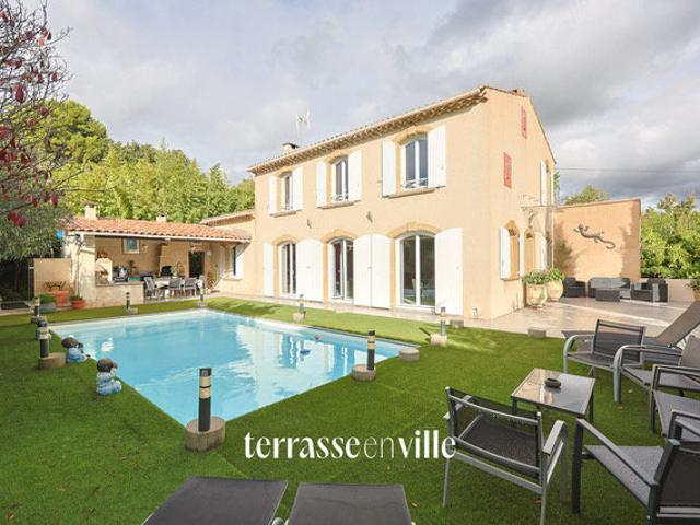 Maison 6 pièces 160 m²