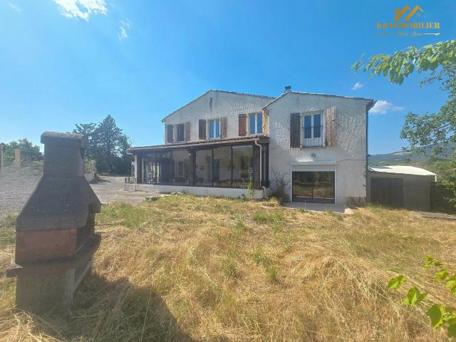 Maison 6 pièces 160 m²