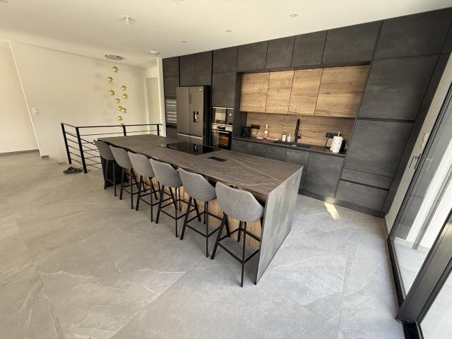 Maison 6 pièces 160 m²