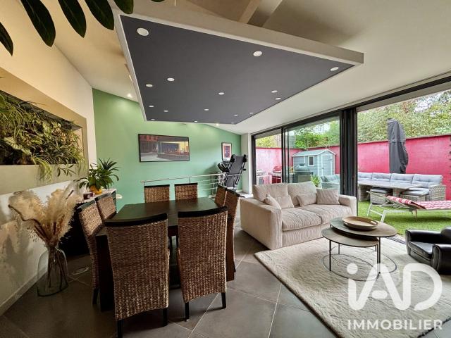 Maison 6 pièces 160 m²