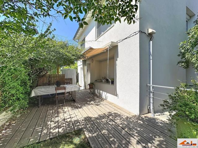 Maison 6 pièces 160 m²