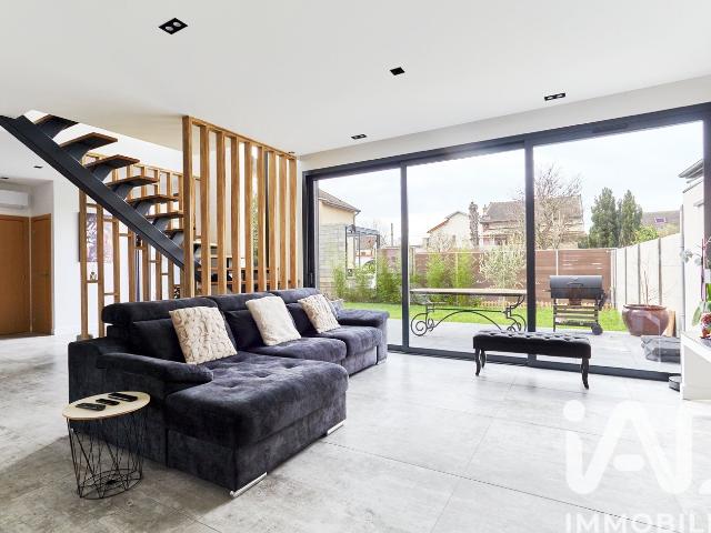 Maison 6 pièces 160 m²