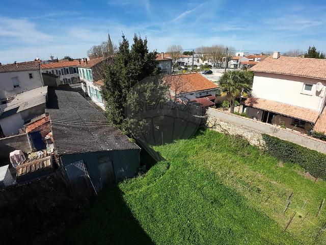 Maison 6 pièces 160 m²