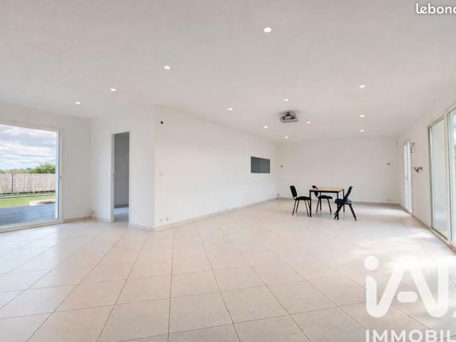 Maison 6 pièces 160 m²