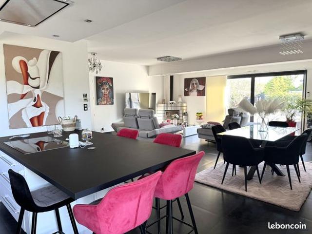 Maison 6 pièces 160 m²