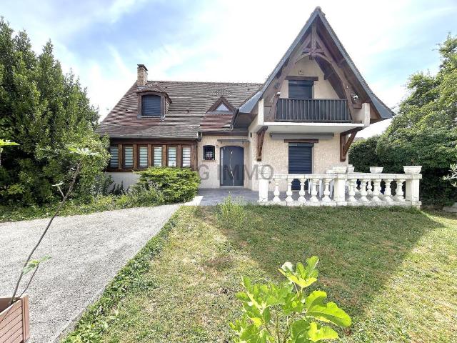 Maison 6 pièces 160 m²