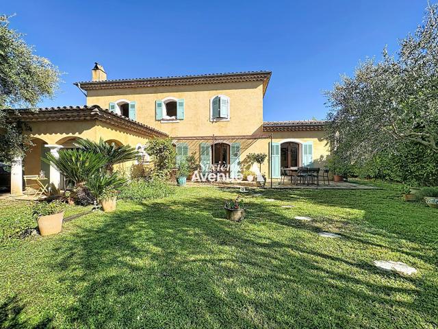 Maison 6 pièces 160 m²