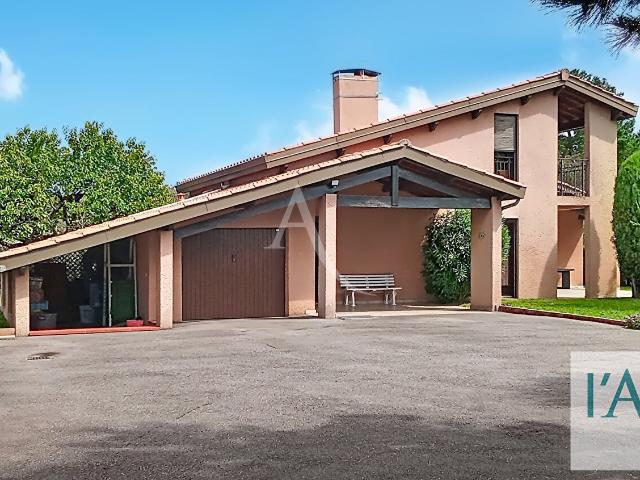 Maison 6 pièces 160 m²