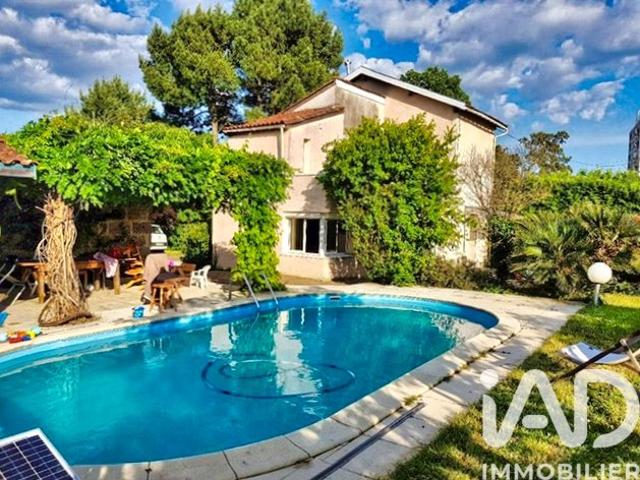 Maison 6 pièces 160 m²