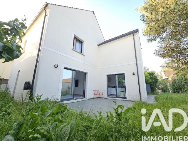 Maison 6 pièces, 160 m² à louer à Bonneuil sur Marne 94380