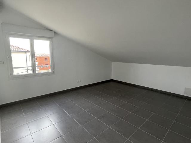Maison 6 pièces, 160 m² à louer à Lacroix Falgarde 31120