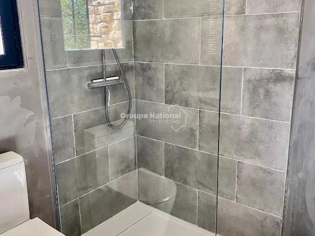 Maison 6 pièces, 160 m² à louer à Le Beaucet 84210