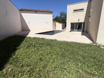 Maison 6 pièces, 160 m² à louer à Salon de Provence 13300