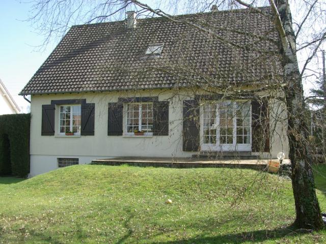 Maison 6 pièces, 160 m² à louer à Ver lès Chartres 28630
