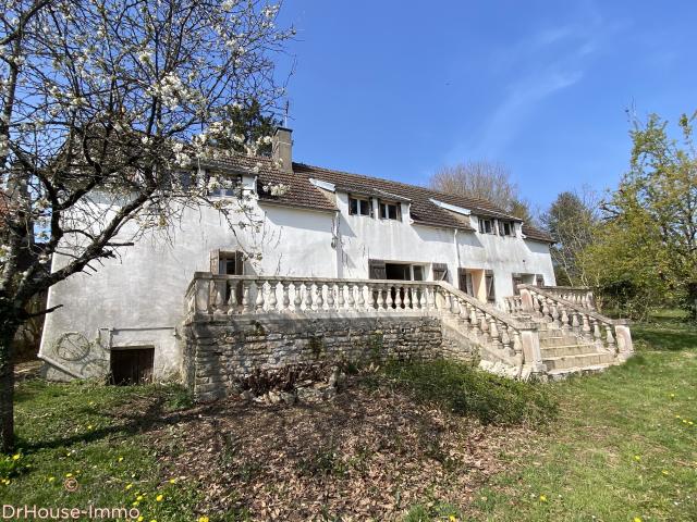 Maison 6 pièces 161 m²