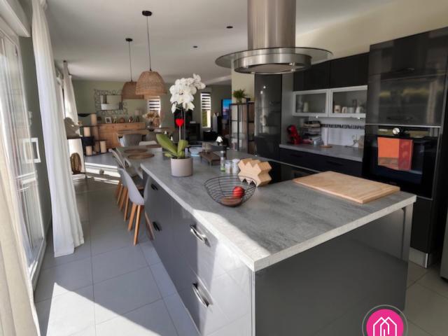 Maison 6 pièces 161 m²