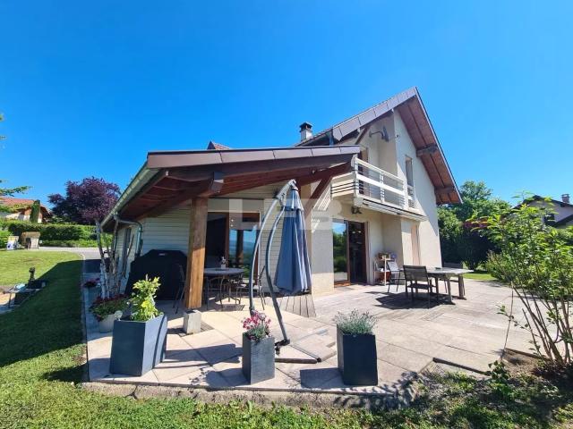 Maison 6 pièces 161 m²
