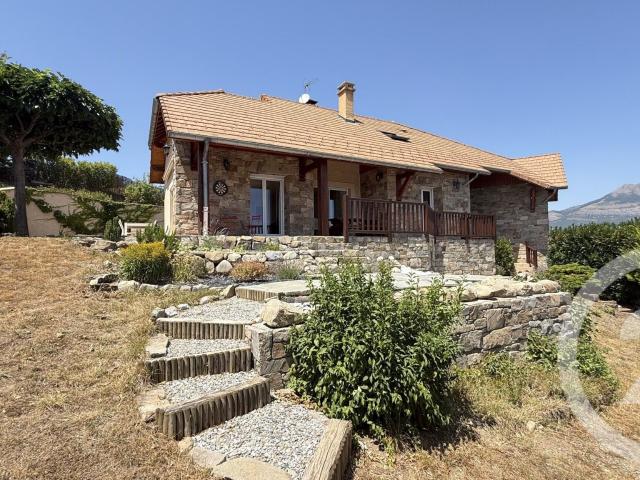 Maison 6 pièces 161 m²