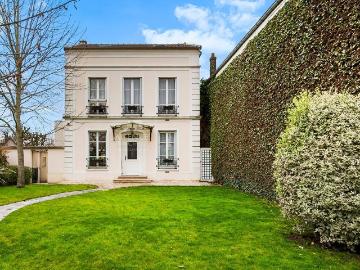 Maison 6 pièces 161 m²