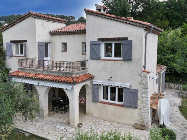 Maison 6 pièces 161 m²