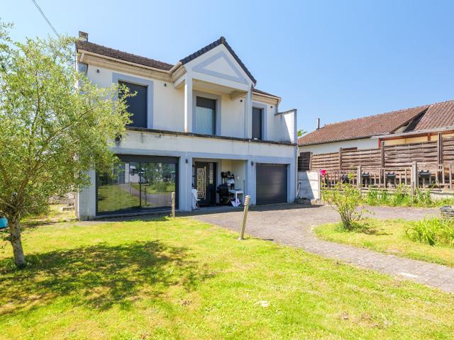 Maison 6 pièces 161 m²