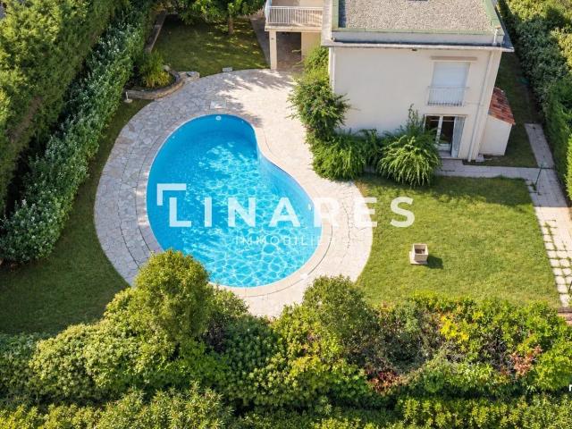 Maison 6 pièces 161 m²