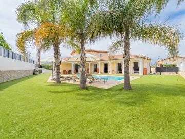 Maison 6 pièces 161 m²