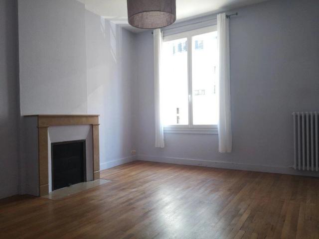 Maison 6 pièces, 161 m² à louer à Tours 37000