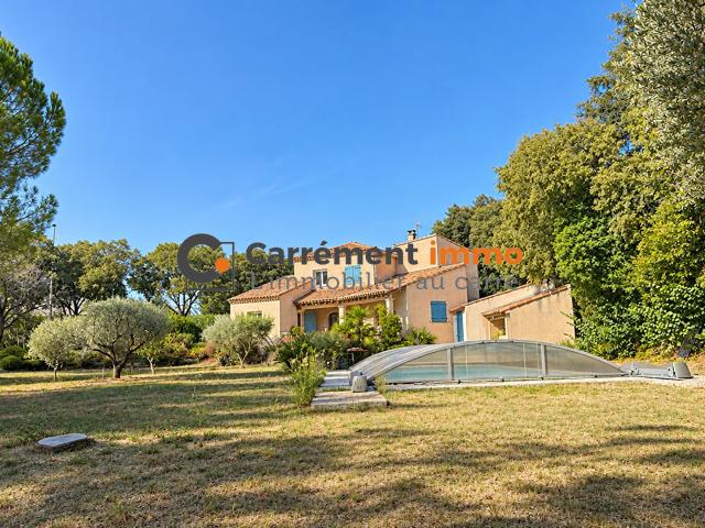 Maison 6 pièces 162 m²