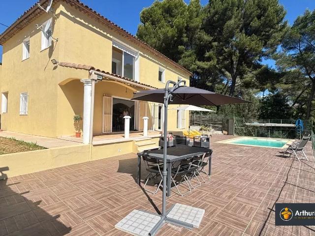 Maison 6 pièces 162 m²