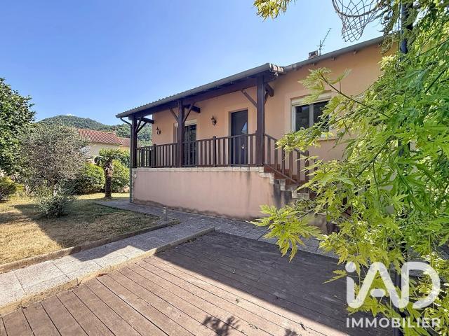 Maison 6 pièces 162 m²
