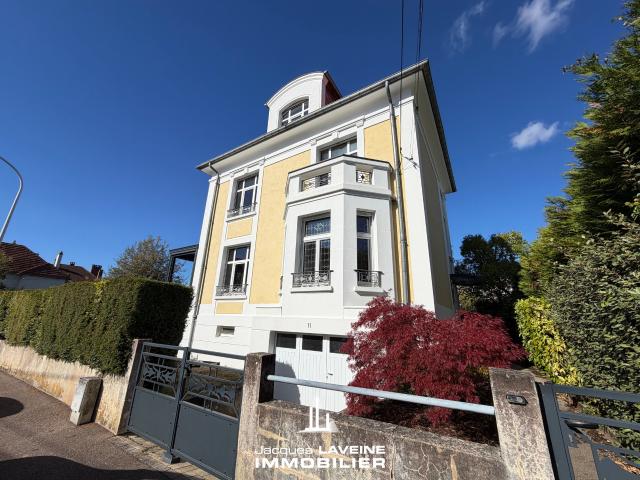 Maison 6 pièces 162 m²