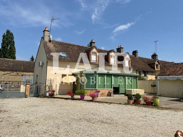 Maison 6 pièces 162 m²
