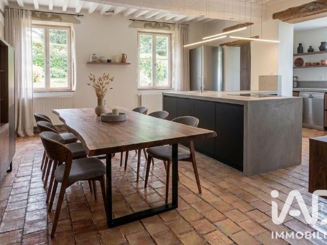 Maison 6 pièces 162 m²